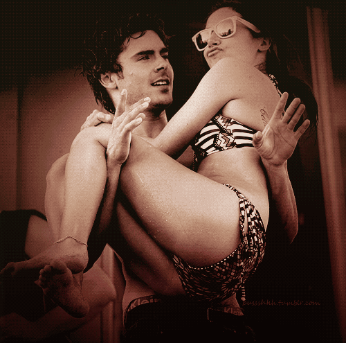 Ashley a Zac Efron:-***